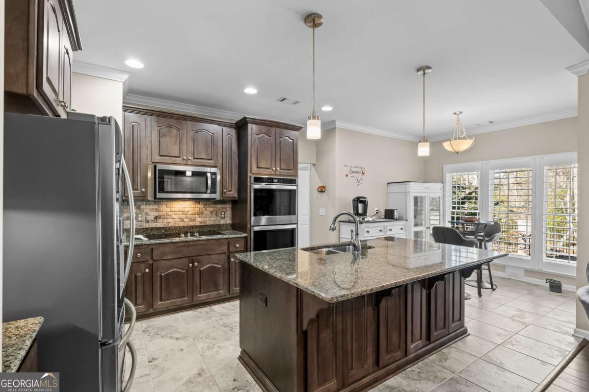 Ellijay, Georgia, 30536, United States, 3 Bedrooms Bedrooms, ,2 BathroomsBathrooms,Residential,For Sale,2013389