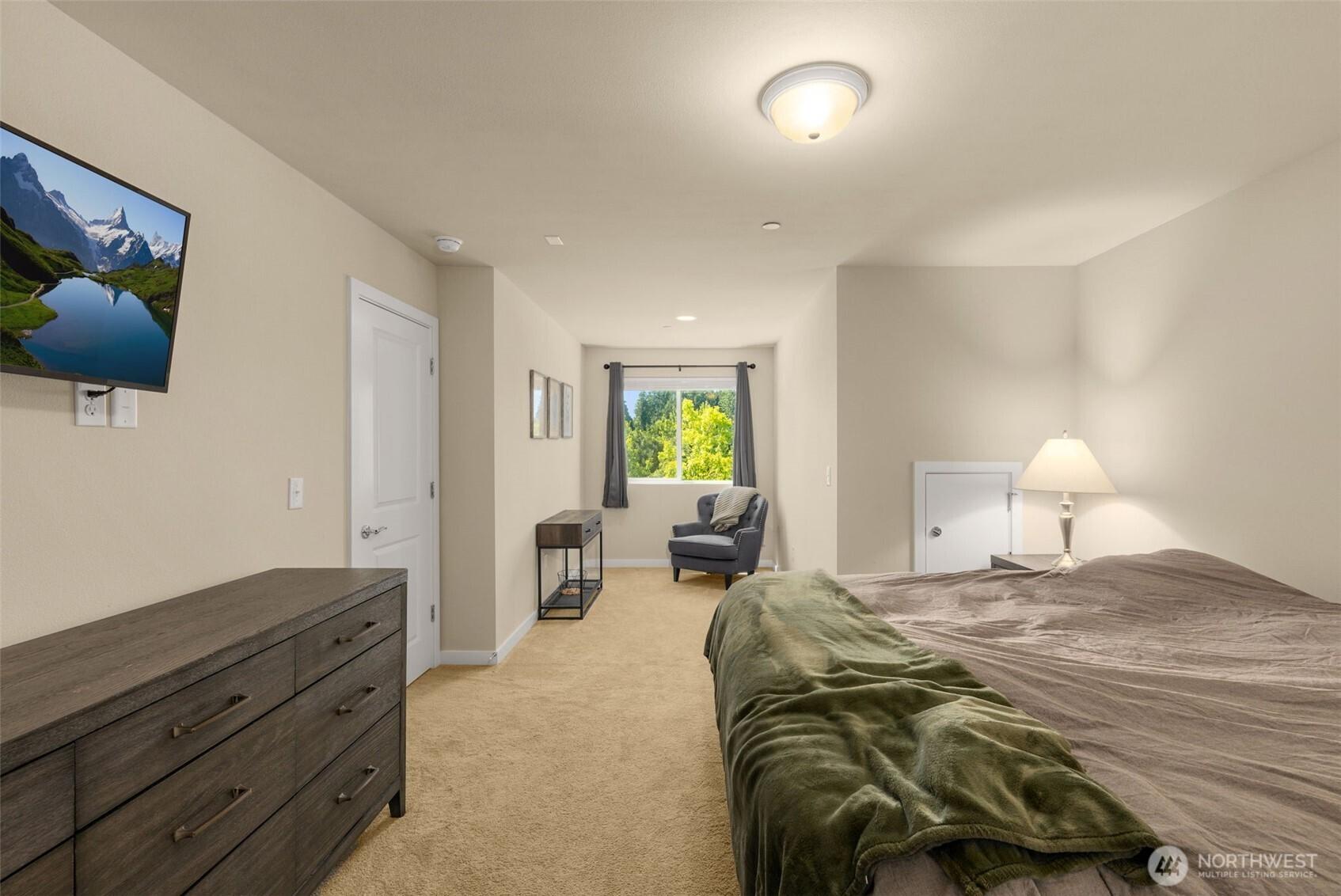 LYNNWOOD, Washington, 98087, United States, 3 Bedrooms Bedrooms, ,2 BathroomsBathrooms,Residential,For Sale,1940365