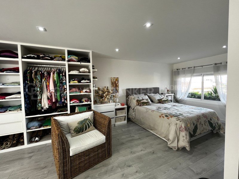 Pontevedra, Vigo, Comesa?a - Matam?, Matam? Pontev, Vigo, Galicia, ES, 4 Bedrooms Bedrooms, ,3 BathroomsBathrooms,Residential,For Sale,Pontevedra, Vigo, Comesa?a - Matam?, Matam? Pontev,1599052
