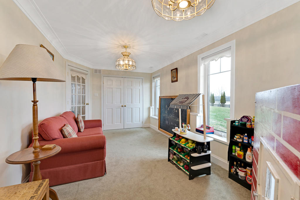 Drummond-North Elmsley, Ontario, K7H0G5, CA, 8 Bedrooms Bedrooms, ,7 BathroomsBathrooms,Residential,For Sale,1991661