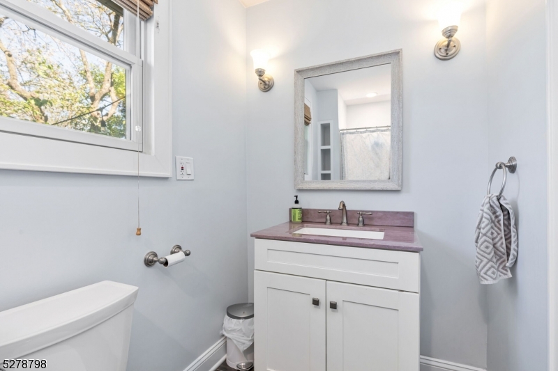 508 Orange Ave, Cranford Twp., New Jersey, 07016, United States, 4 Bedrooms Bedrooms, ,2 BathroomsBathrooms,Residential,For Sale,508 Orange Ave,1614005