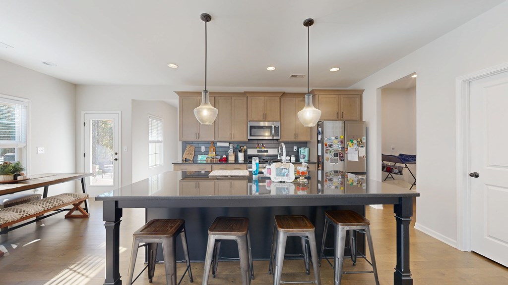 Cataula, Georgia, 31804, United States, 5 Bedrooms Bedrooms, ,5 BathroomsBathrooms,Residential,For Sale,1996944