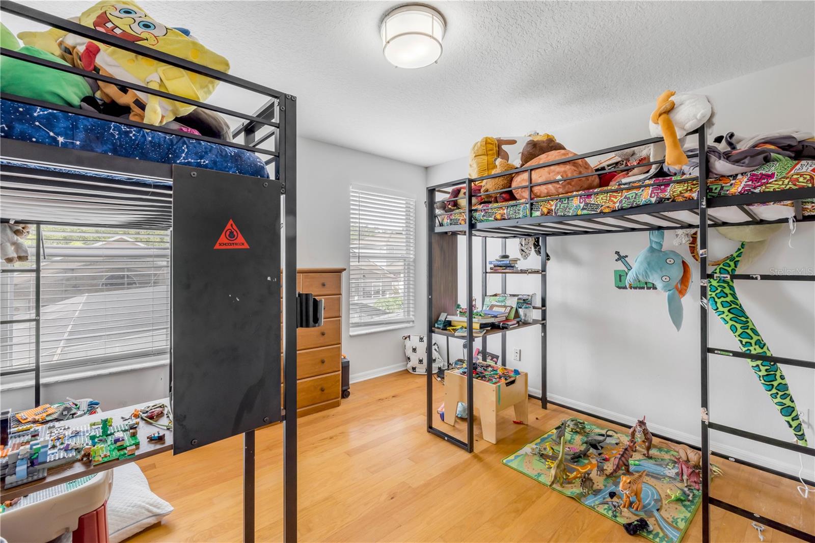 ORLANDO, Florida, 32835, United States, 4 Bedrooms Bedrooms, ,3 BathroomsBathrooms,Residential,For Sale,1885339