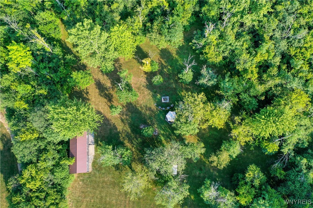 Lewiston, New York, 14092, United States, 4 Bedrooms Bedrooms, ,3 BathroomsBathrooms,Residential,For Sale,1916112