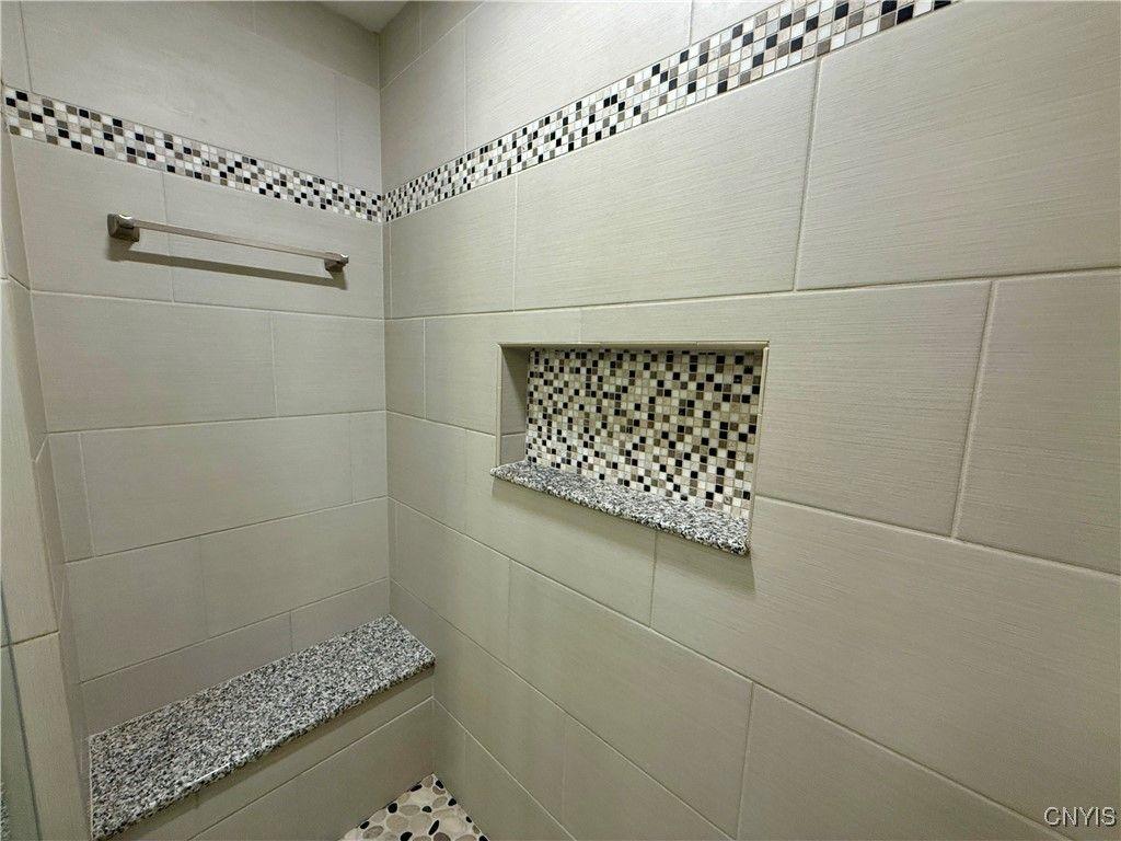 Fayetteville, New York, 13066, United States, 5 Bedrooms Bedrooms, ,3 BathroomsBathrooms,Residential,For Sale,1868500