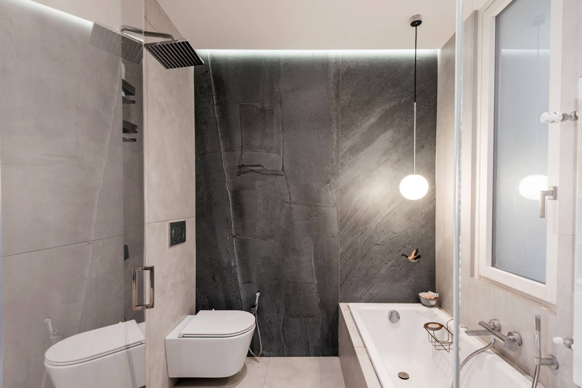 Roma, Roma, 00100, IT, 3 Bedrooms Bedrooms, ,3 BathroomsBathrooms,Residential,For Sale,1941715