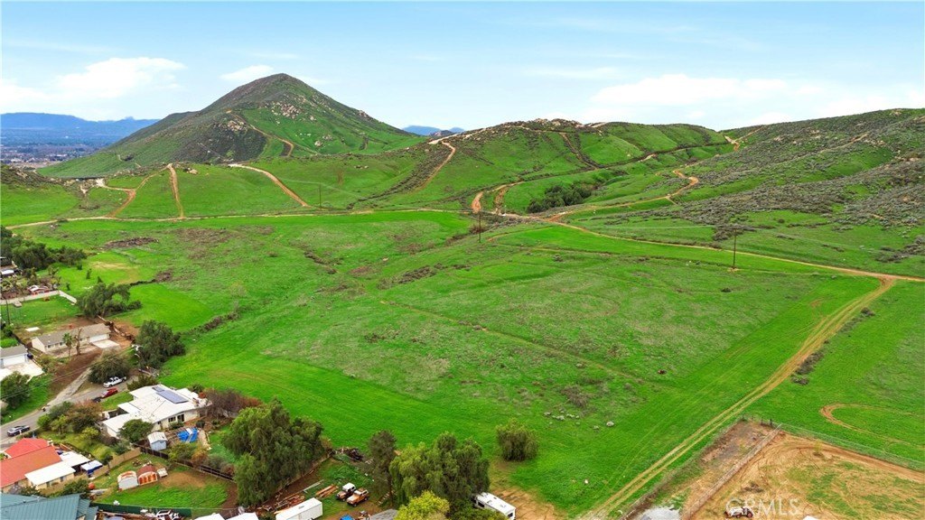 Jurupa Valley, California, 92509, United States, 4 Bedrooms Bedrooms, ,3 BathroomsBathrooms,Residential,For Sale,2008613