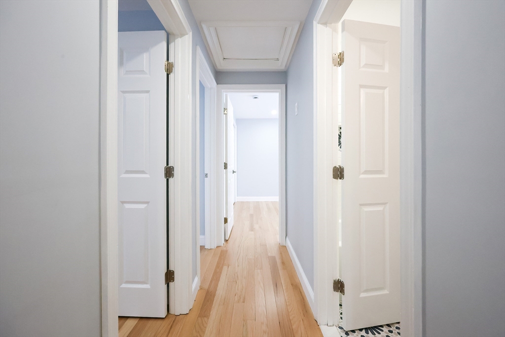 Wayland, Massachusetts, 01778, United States, 3 Bedrooms Bedrooms, ,2 BathroomsBathrooms,Residential,For Sale,1891680
