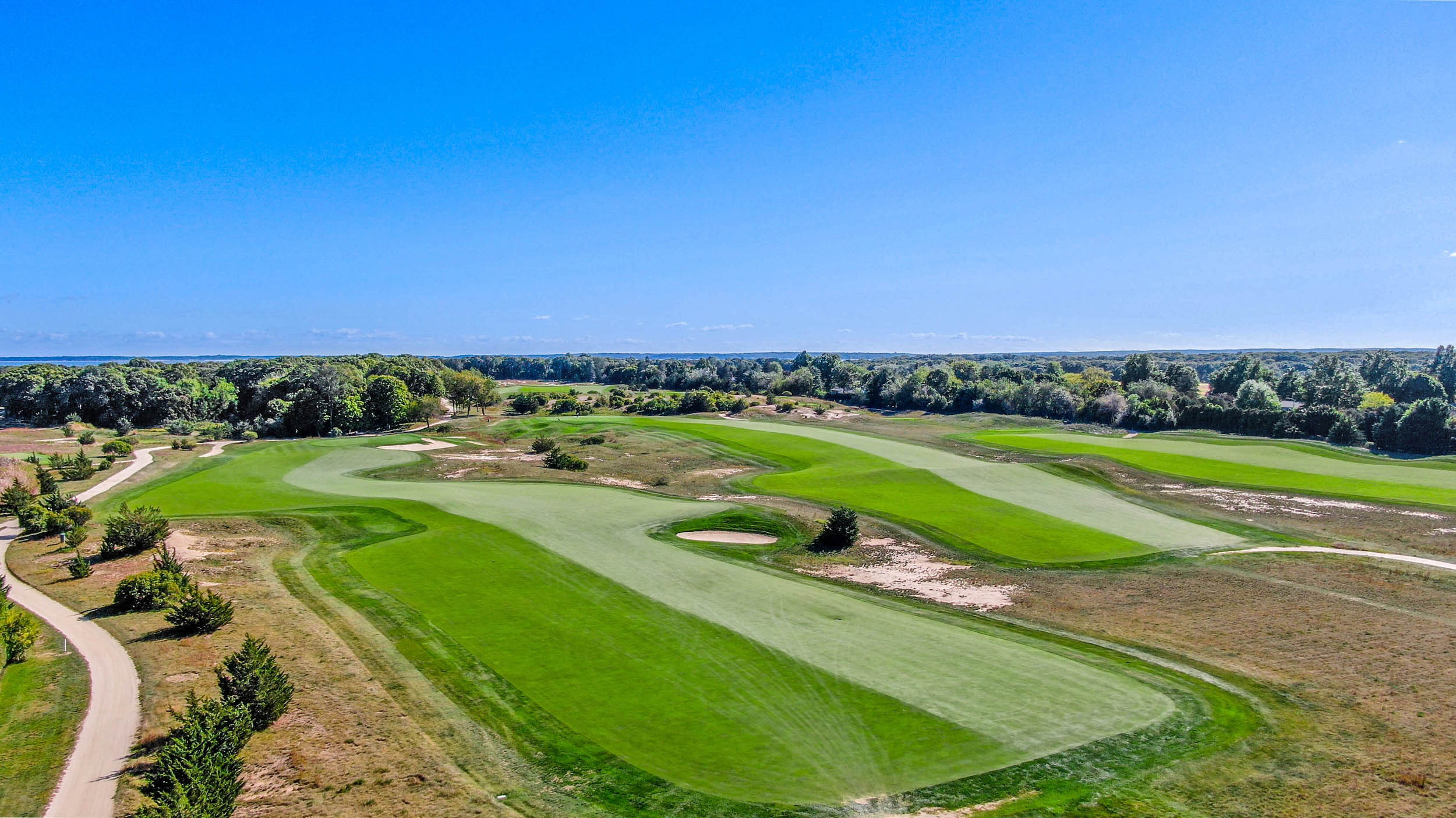  350 Laurel Way, Laurel, NY 11948 - 物件實景