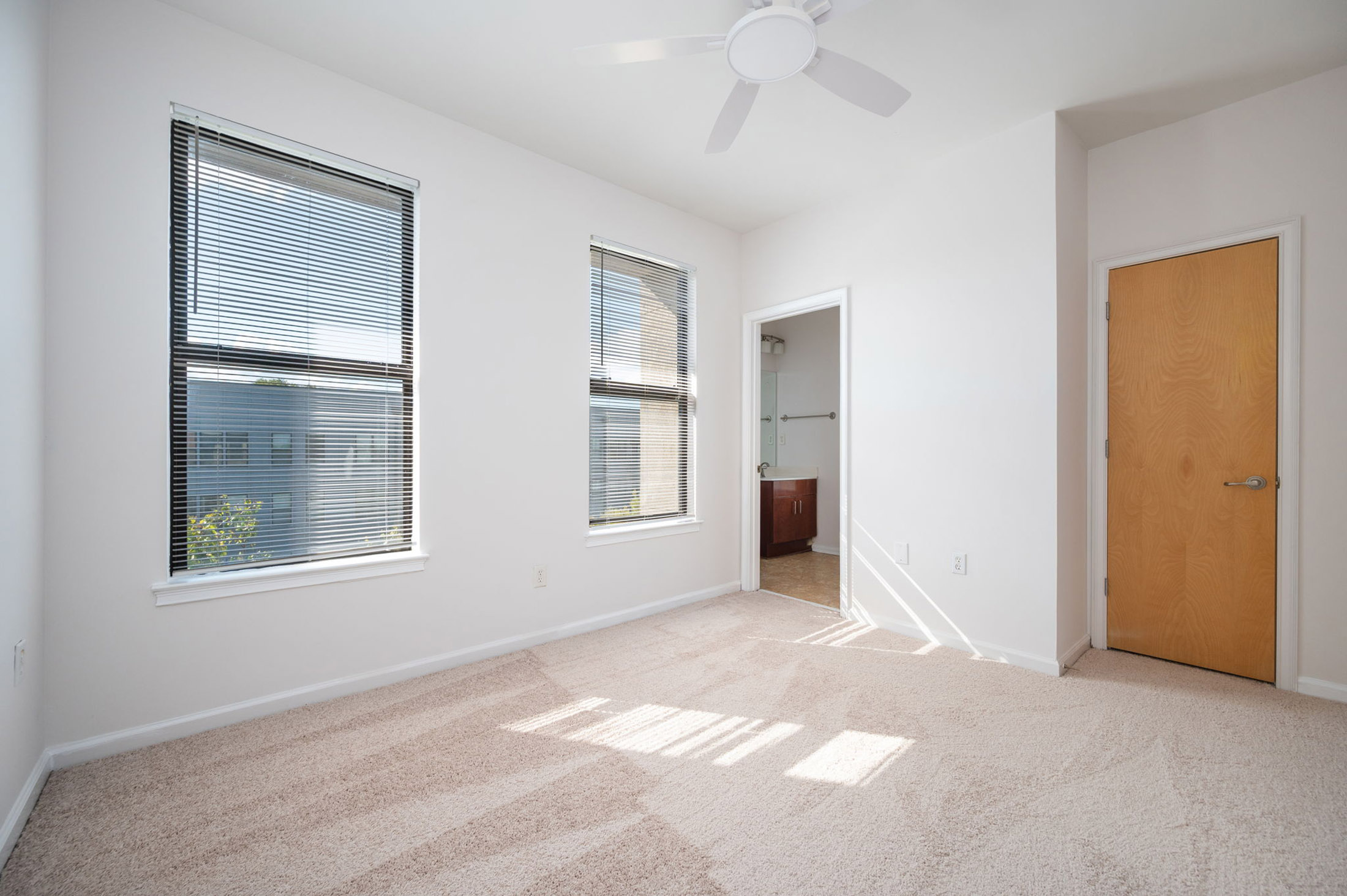  Townhome-style Unit and the Convenience of Intown Living at Sky Lofts - 物件實景