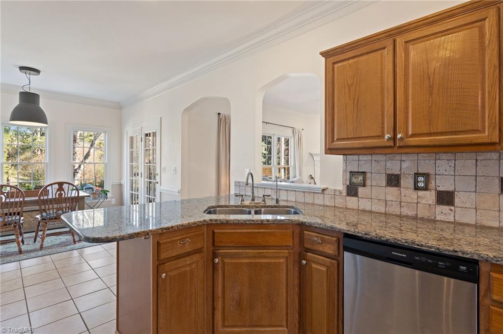 Winston-Salem, North Carolina, 27106, United States, 4 Bedrooms Bedrooms, ,3 BathroomsBathrooms,Residential,For Sale,1998396