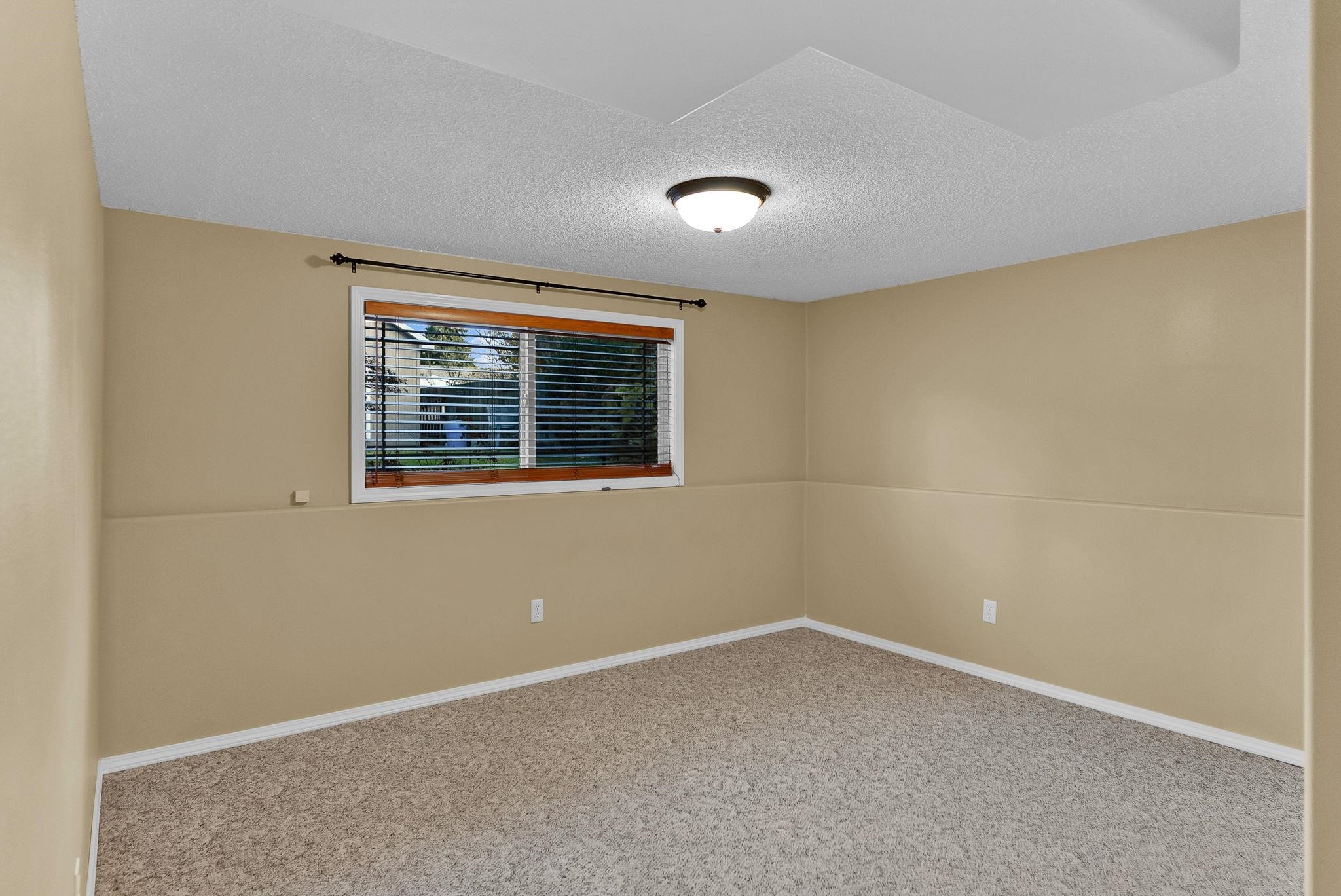 Spokane, Washington, 99216, United States, 4 Bedrooms Bedrooms, ,2 BathroomsBathrooms,Residential,For Sale,2005224