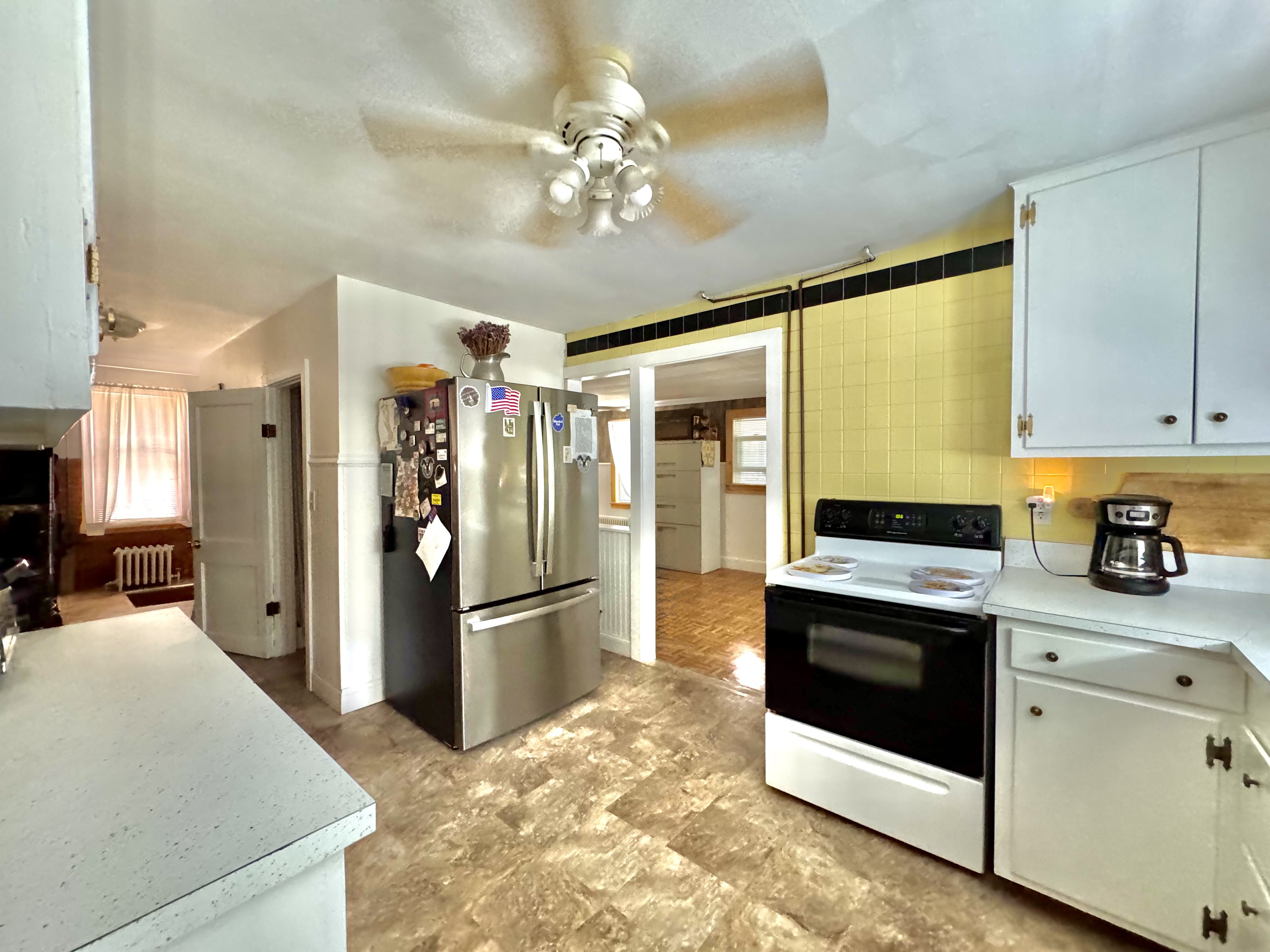 Catskill, New York, 12414, United States, 6 Bedrooms Bedrooms, ,3 BathroomsBathrooms,Residential,For Sale,1983582