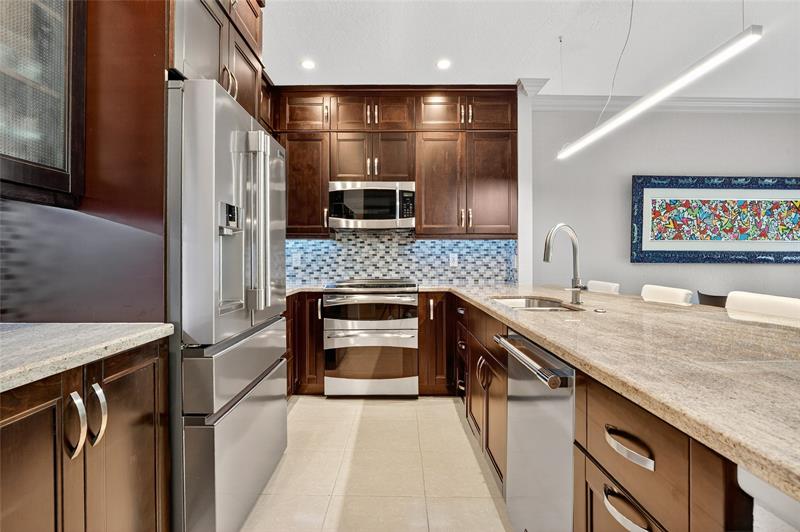 Fort Lauderdale, Florida, 33305, United States, 2 Bedrooms Bedrooms, ,3 BathroomsBathrooms,Residential,For Sale,1957738