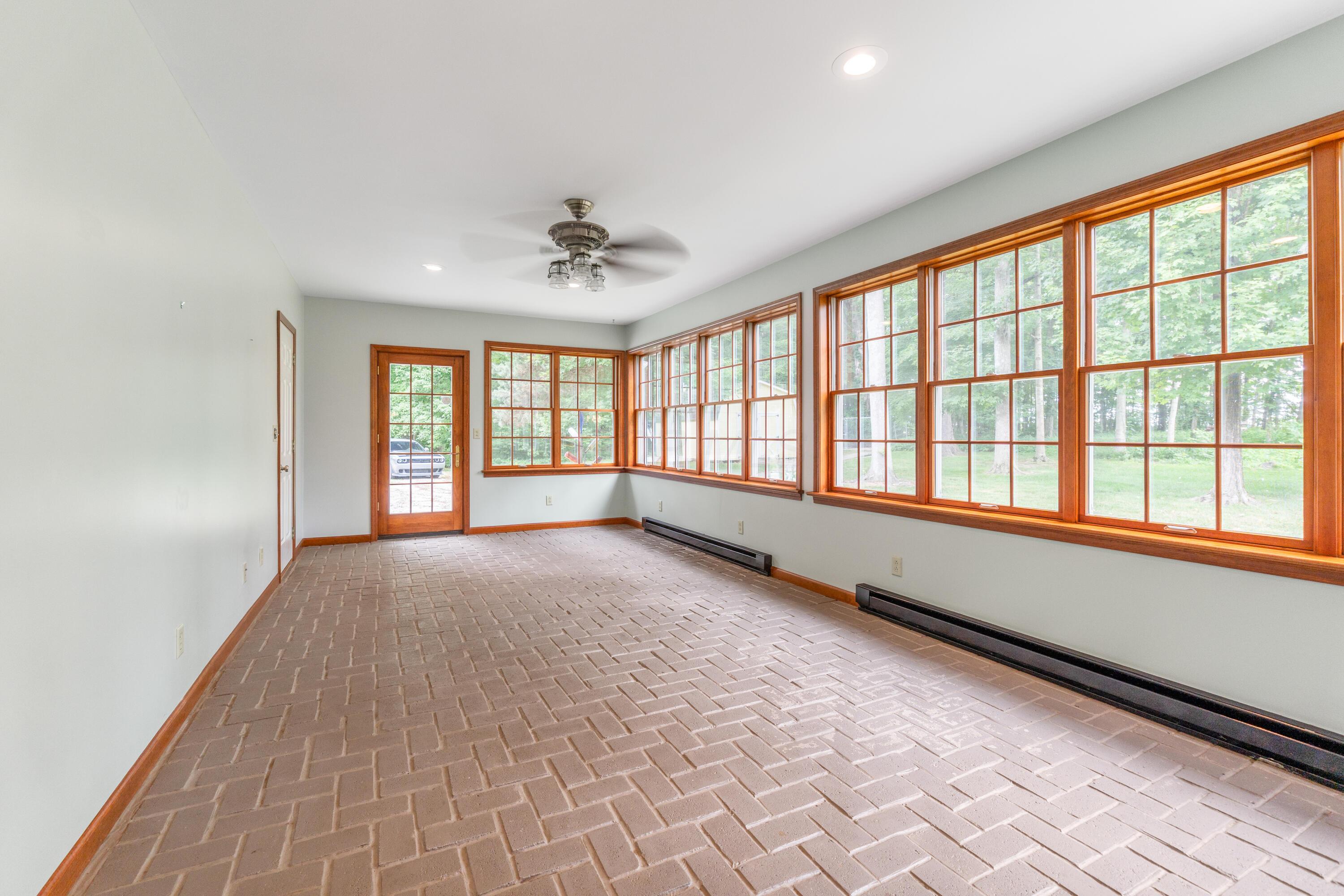 Marion, Ohio, 43302, United States, 5 Bedrooms Bedrooms, ,4 BathroomsBathrooms,Residential,For Sale,1995862