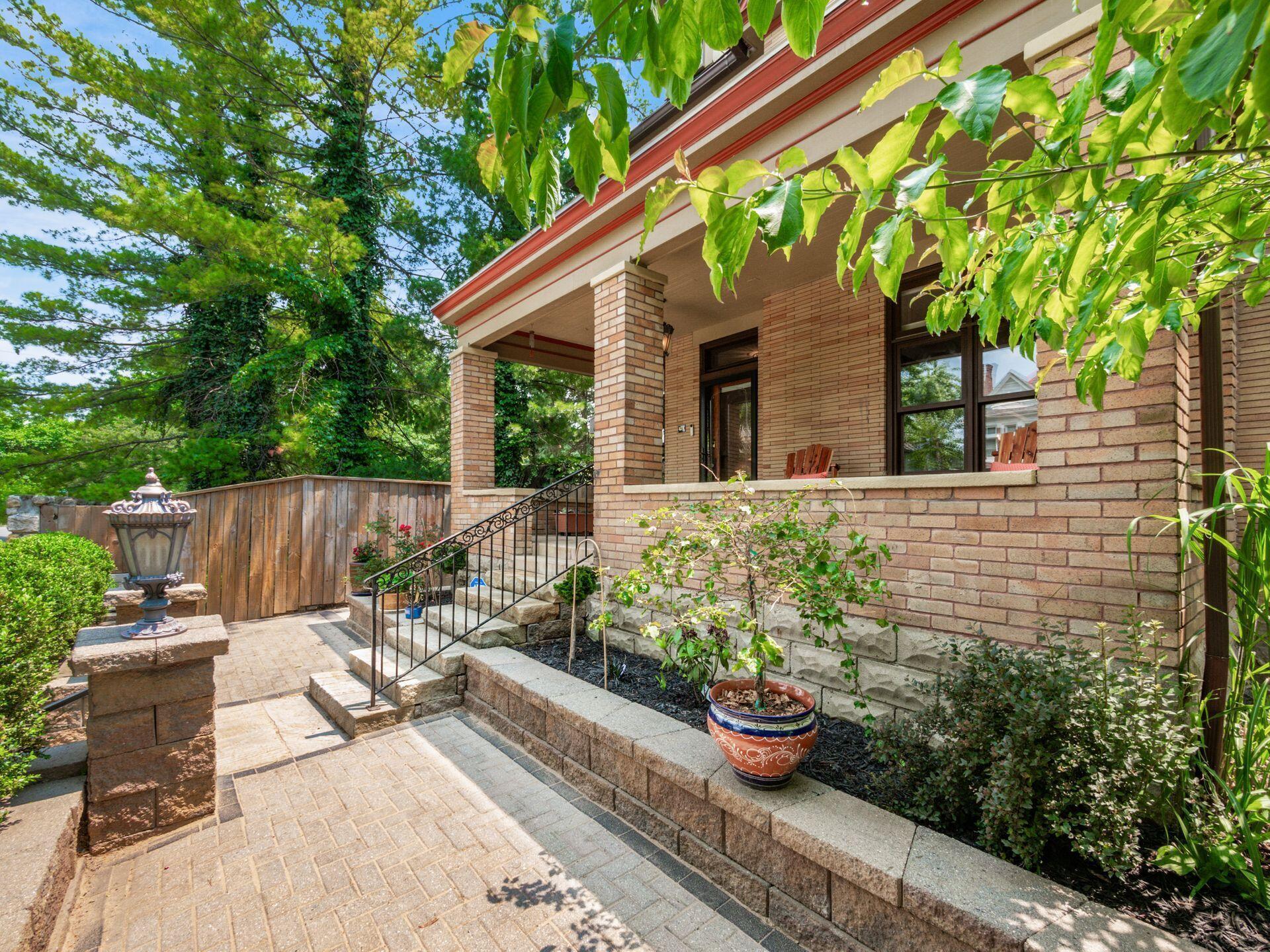 Columbus, Ohio, 43201, United States, 3 Bedrooms Bedrooms, ,4 BathroomsBathrooms,Residential,For Sale,1858166