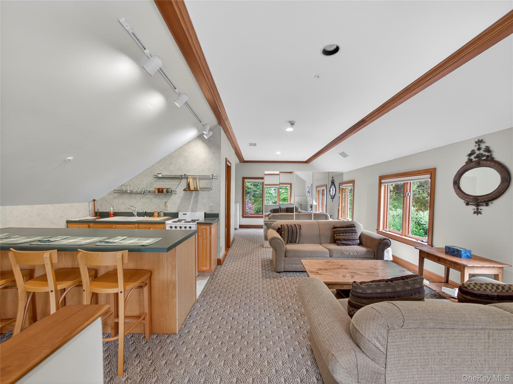 Sloatsburg, New York, 10974, United States, 5 Bedrooms Bedrooms, ,5 BathroomsBathrooms,Residential,For Sale,1982230