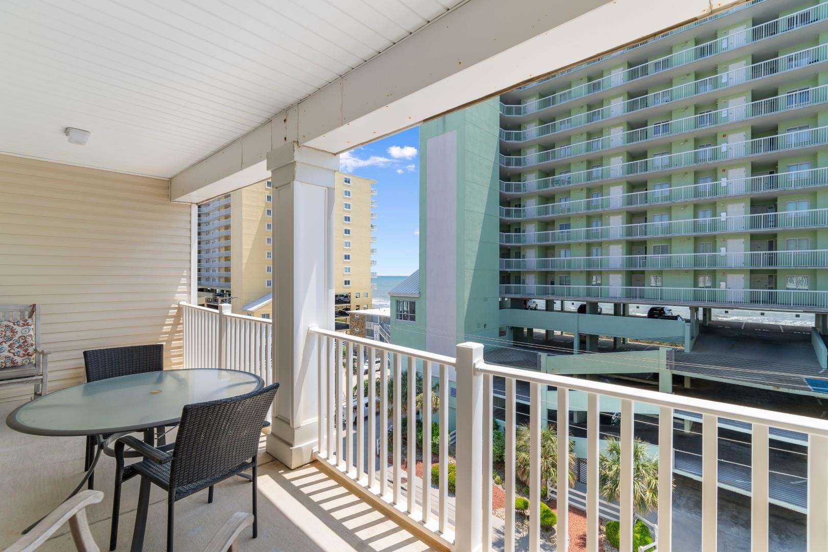 North Myrtle Beach, South Carolina, 29582, United States, 5 Bedrooms Bedrooms, ,5 BathroomsBathrooms,Residential,For Sale,2027385