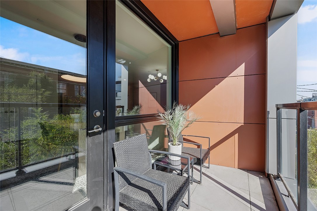 Lawrenceville, Pennsylvania, 15201, United States, 2 Bedrooms Bedrooms, ,2 BathroomsBathrooms,Residential,For Sale,1960750