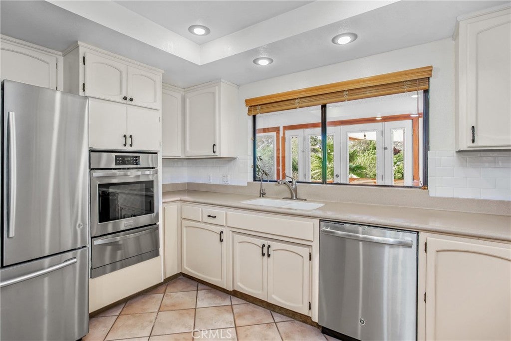 Cherry Valley, California, 92223, United States, 6 Bedrooms Bedrooms, ,3 BathroomsBathrooms,Residential,For Sale,1973904