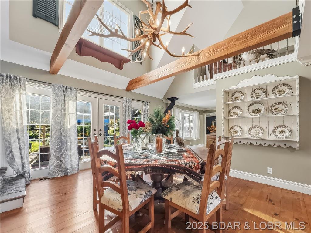 Camdenton, Missouri, 65020, United States, 4 Bedrooms Bedrooms, ,5 BathroomsBathrooms,Residential,For Sale,1989122