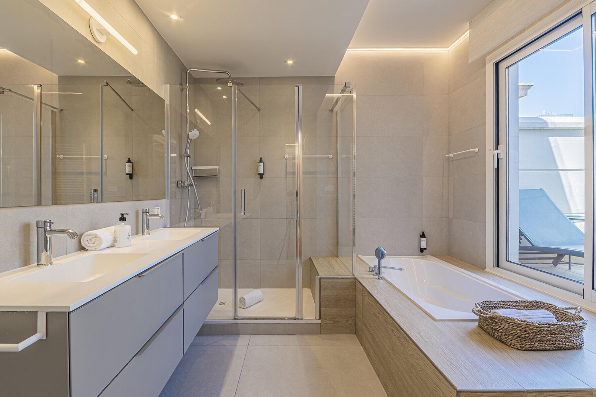  Impressive Duplex Penthouse with 80m2 terraces in the center of Galvany - 物件實景