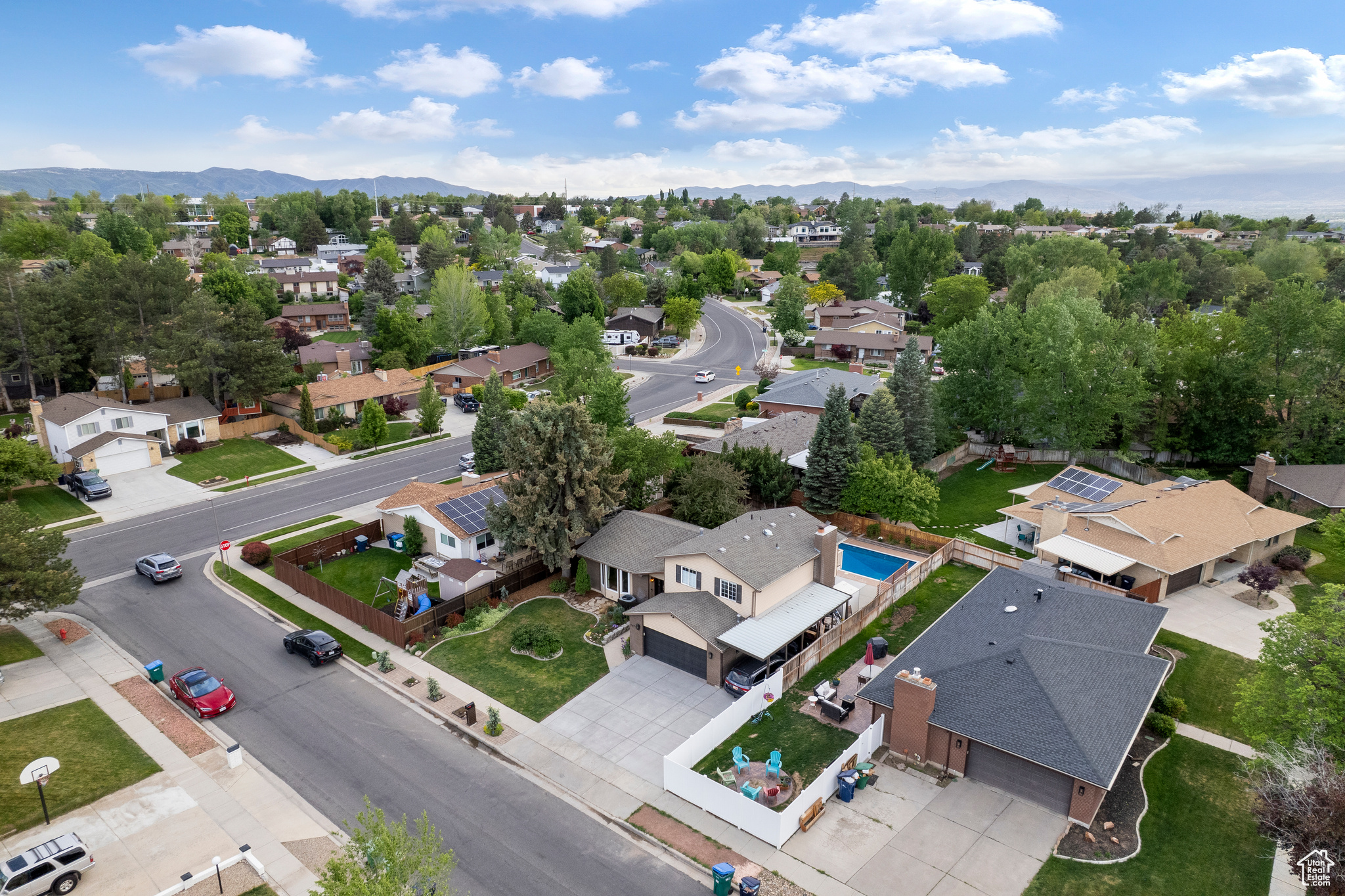 Sandy, Utah, 84093, United States, 6 Bedrooms Bedrooms, ,2 BathroomsBathrooms,Residential,For Sale,1882601