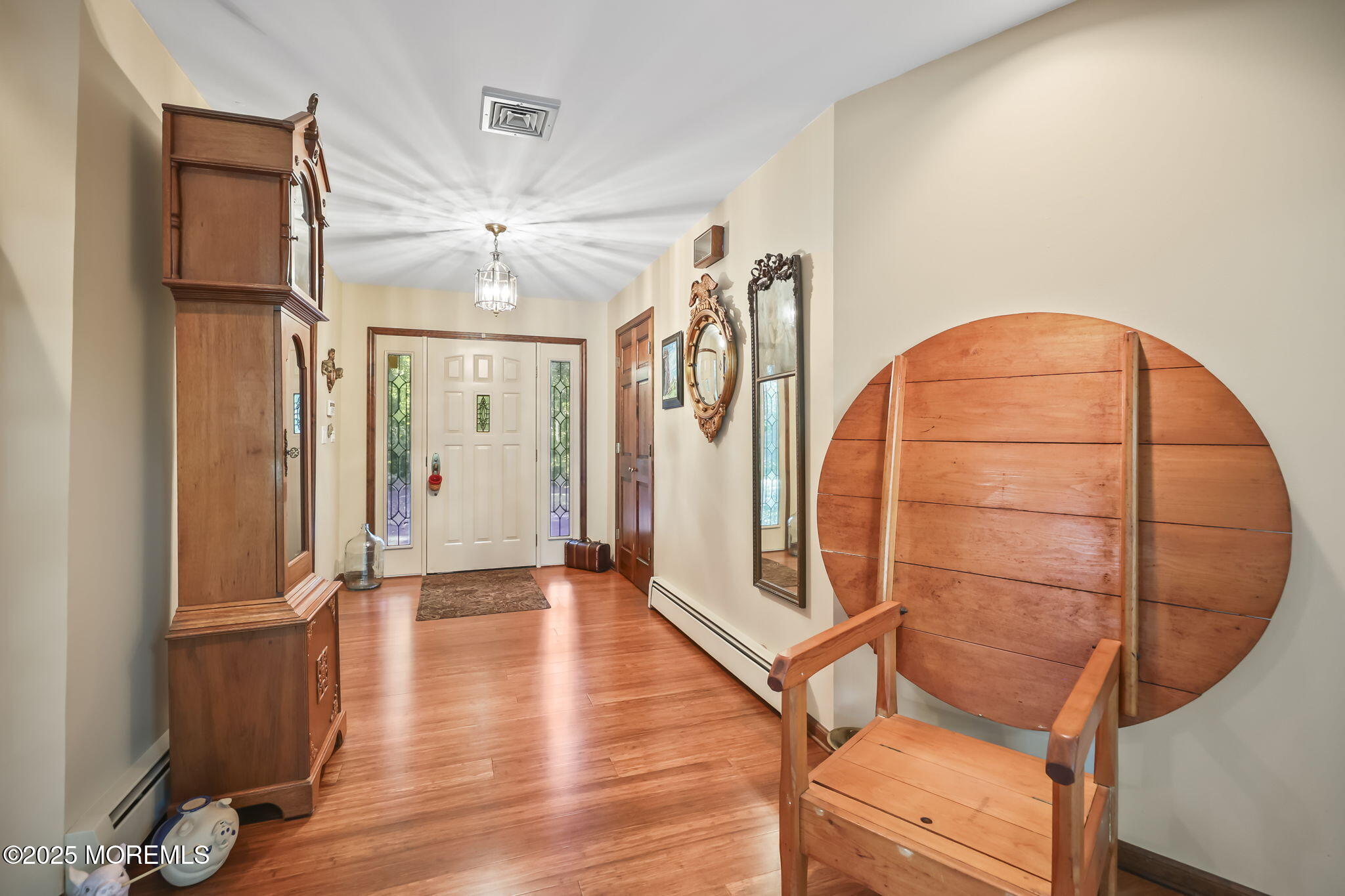 Manalapan, New Jersey, 07726, United States, 3 Bedrooms Bedrooms, ,3 BathroomsBathrooms,Residential,For Sale,1940205