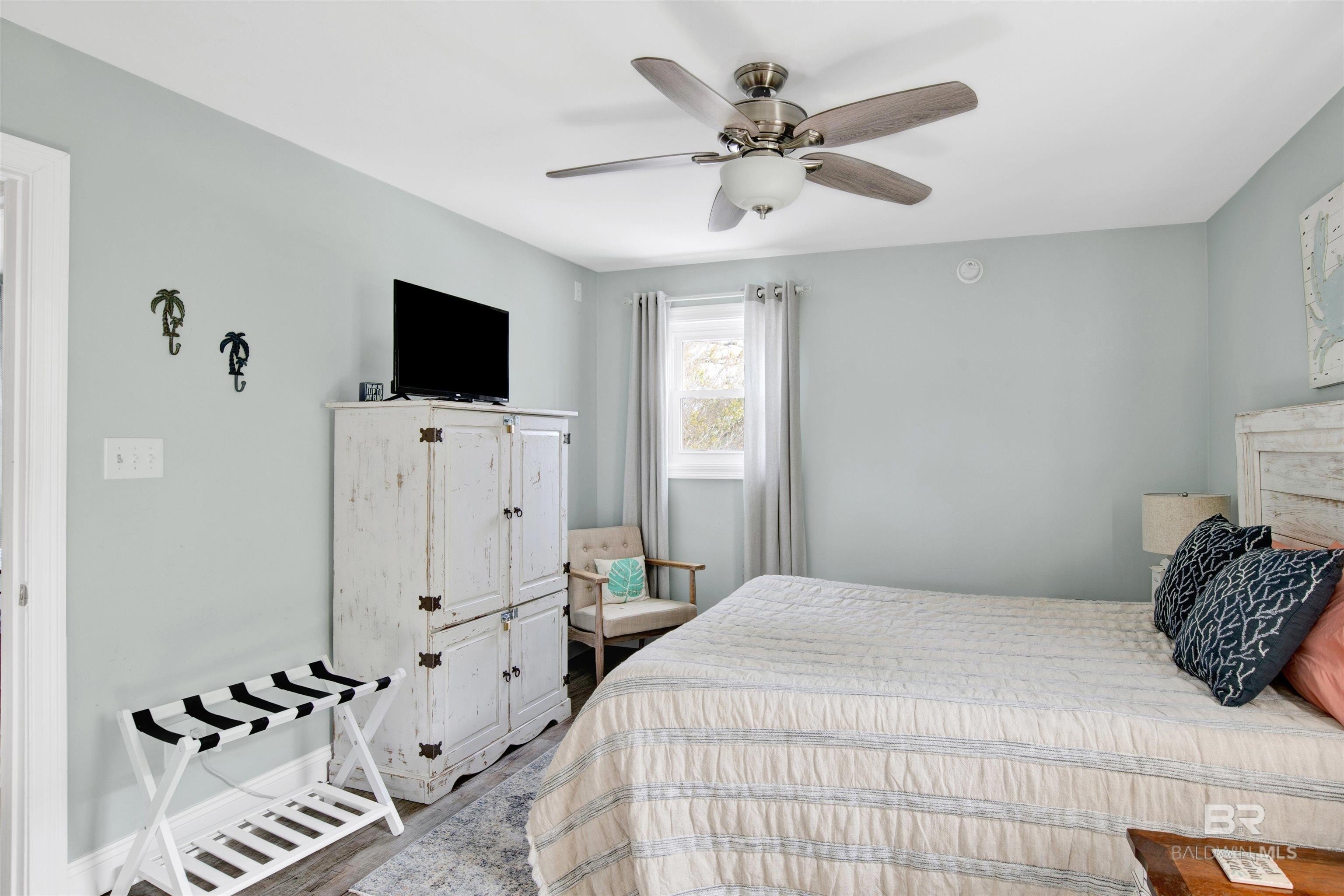 Gulf Shores, Alabama, 36542, United States, 4 Bedrooms Bedrooms, ,3 BathroomsBathrooms,Residential,For Sale,2034151