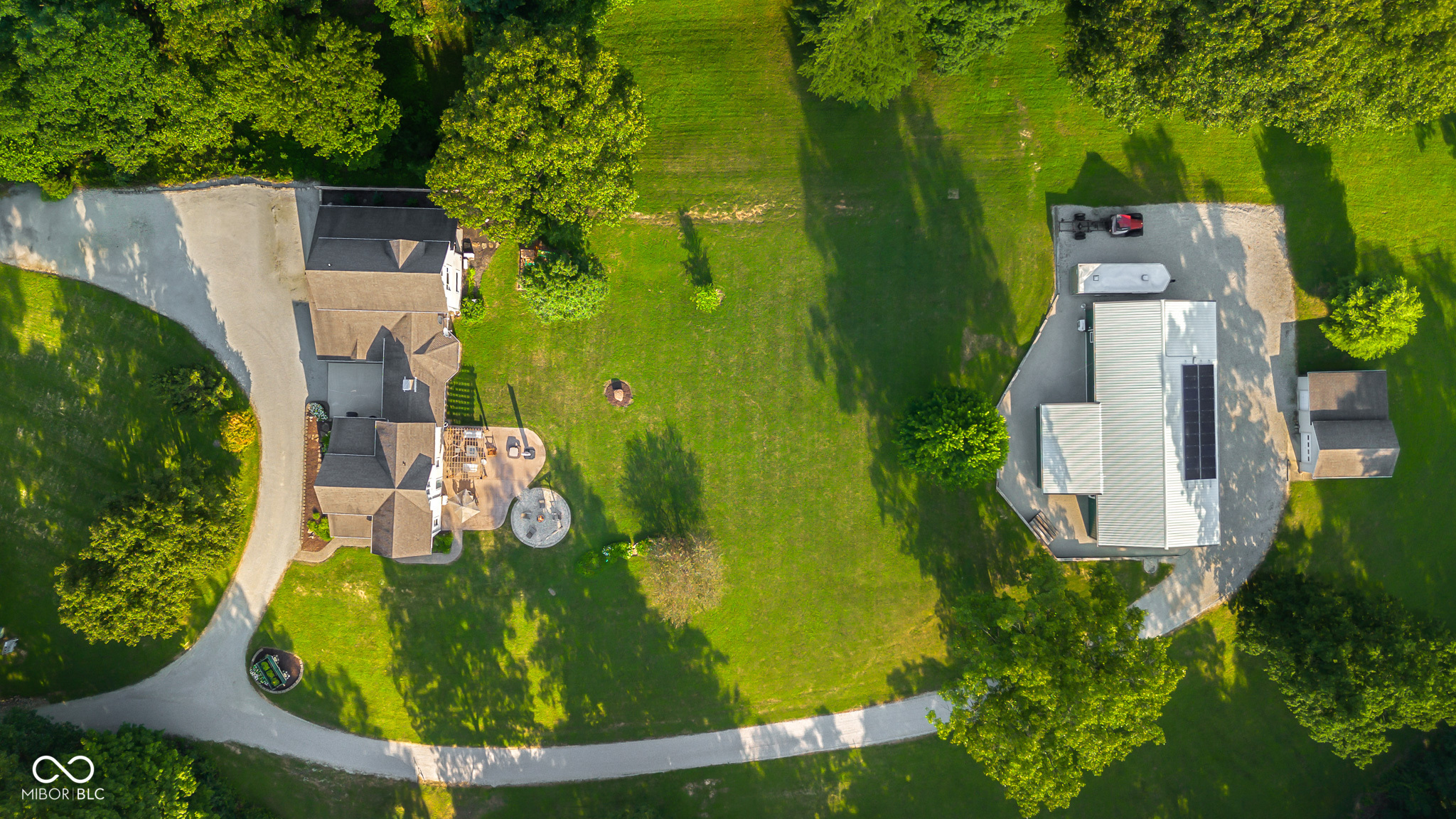 Columbus, Indiana, 47201, United States, 3 Bedrooms Bedrooms, ,3 BathroomsBathrooms,Residential,For Sale,1888305