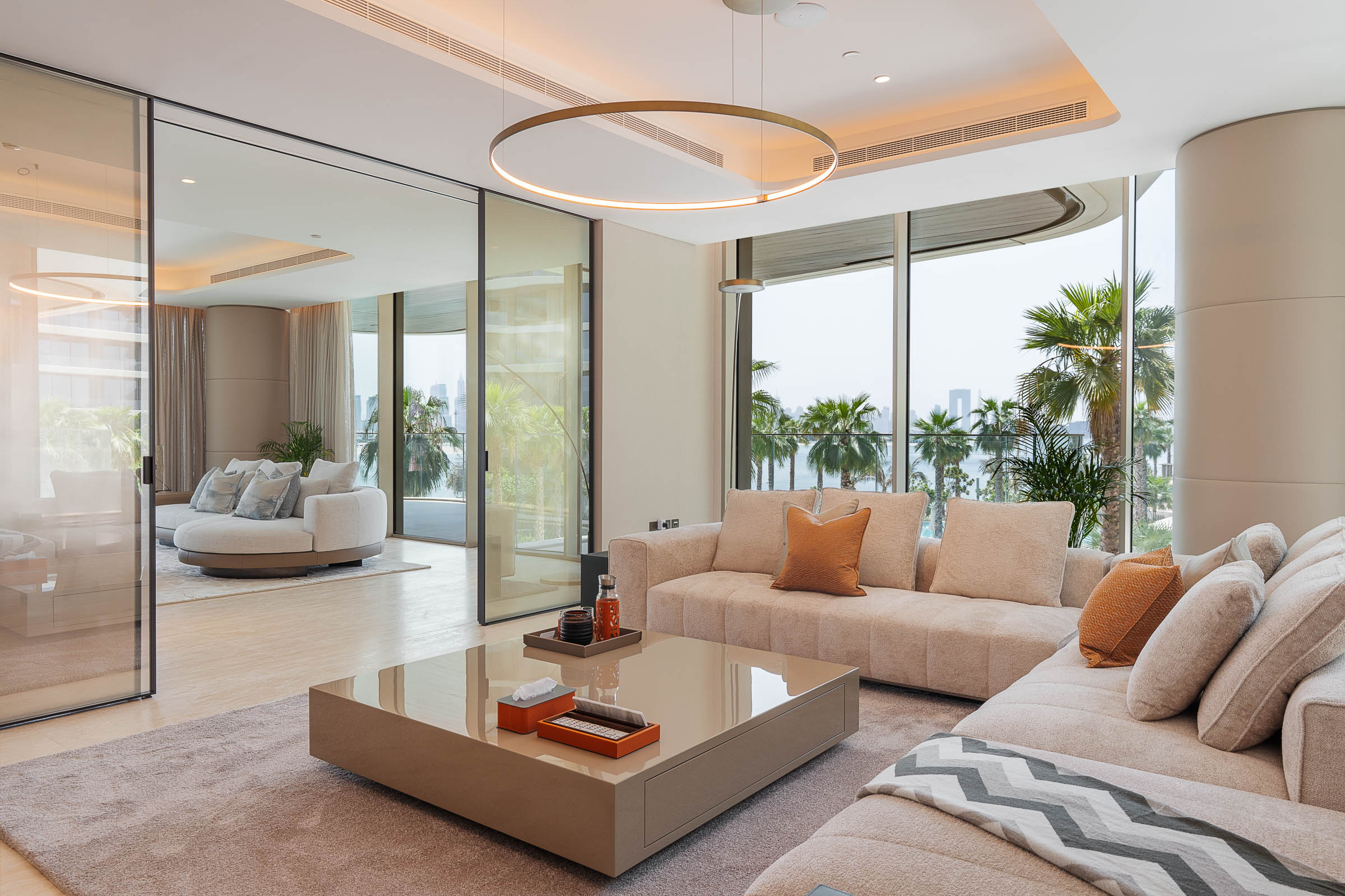  Brand-New Half-Floor Penthouse at Serenia Living - 物件實景