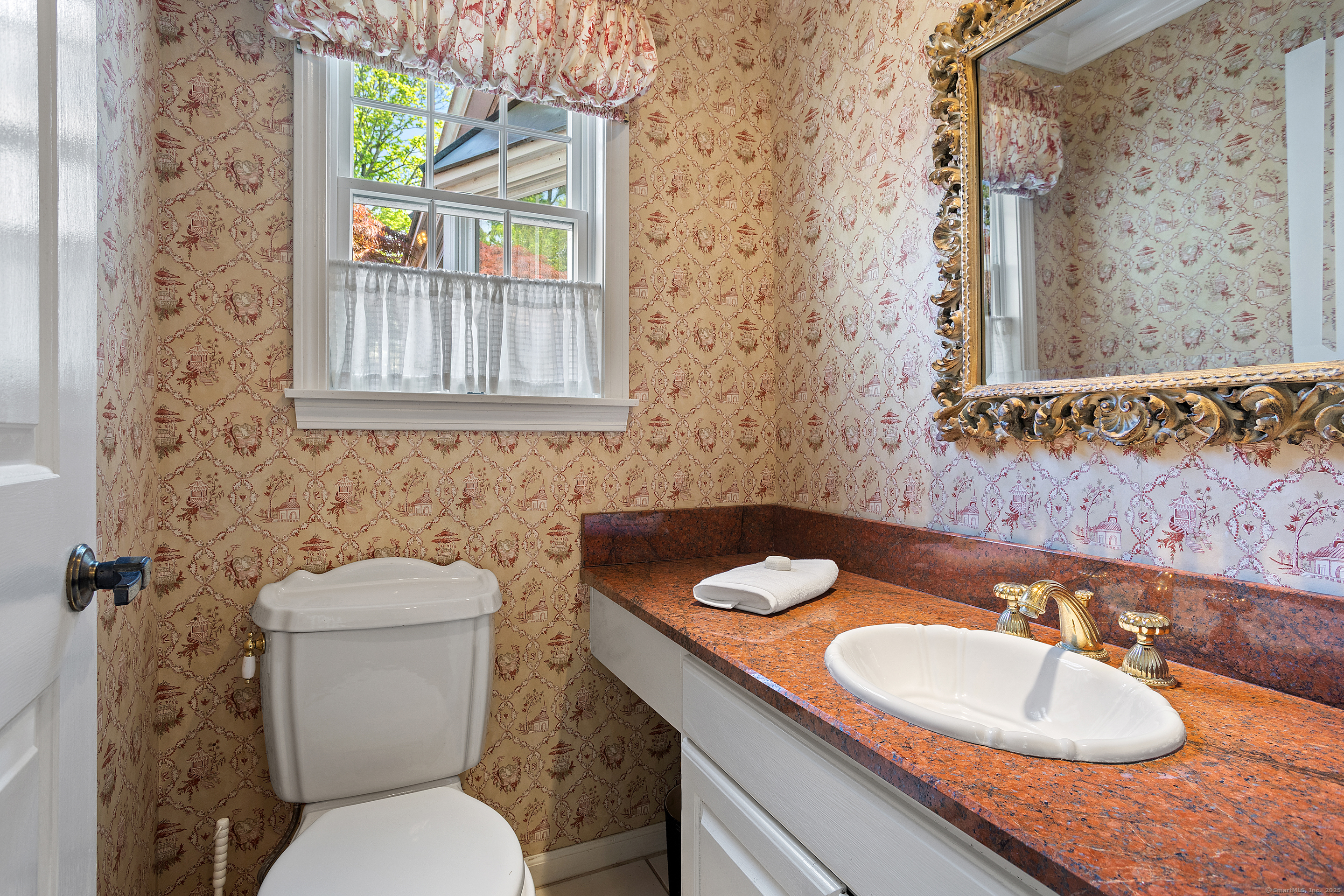 Old Saybrook, Connecticut, 06475, United States, 3 Bedrooms Bedrooms, ,3 BathroomsBathrooms,Residential,For Sale,1818903