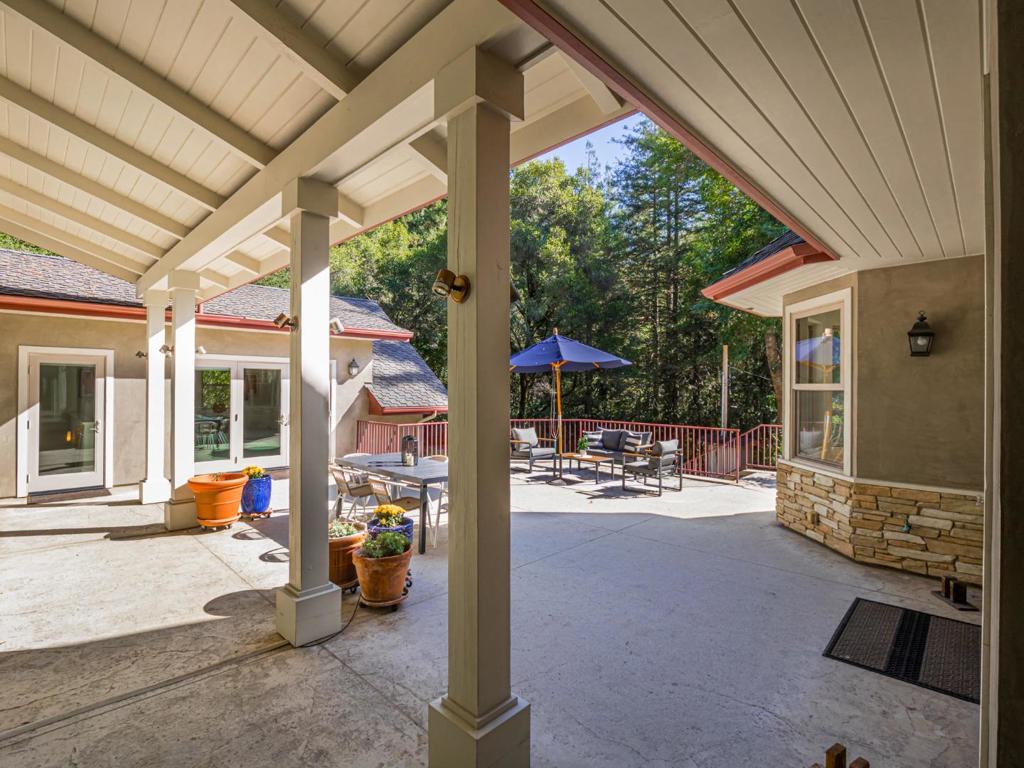 Scotts Valley, California, 95066, United States, 3 Bedrooms Bedrooms, ,3 BathroomsBathrooms,Residential,For Sale,1974309