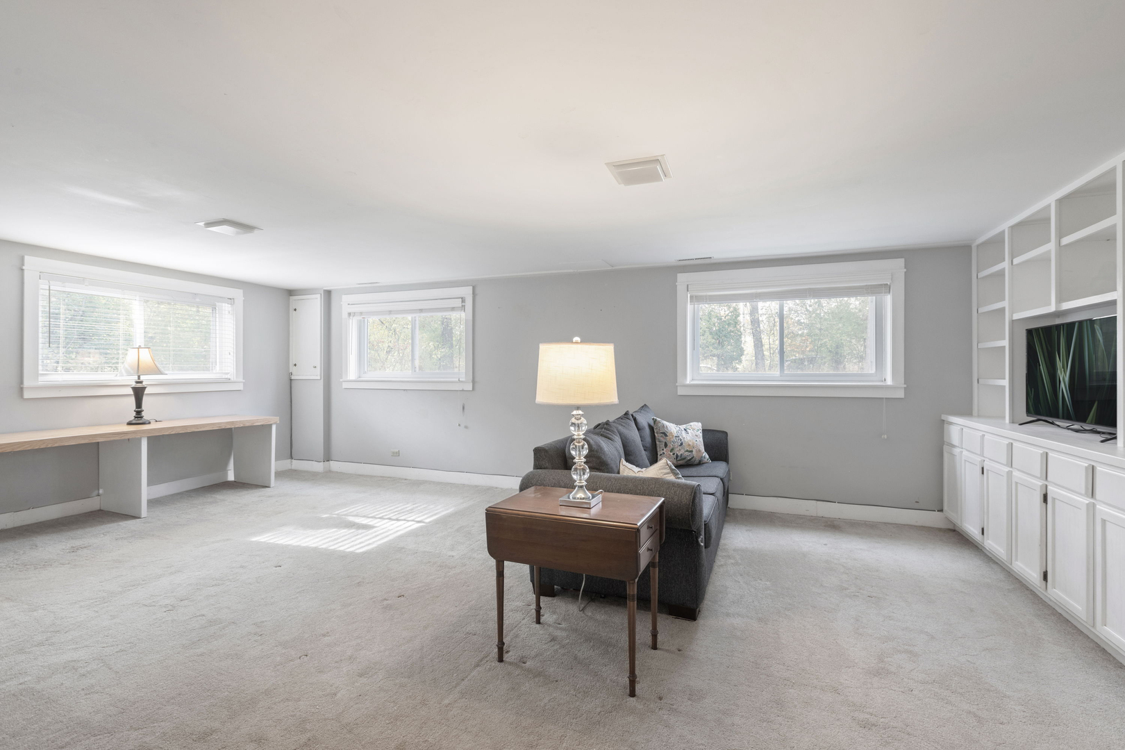 North Barrington, Illinois, 60010, United States, 4 Bedrooms Bedrooms, ,3 BathroomsBathrooms,Residential,For Sale,1991124