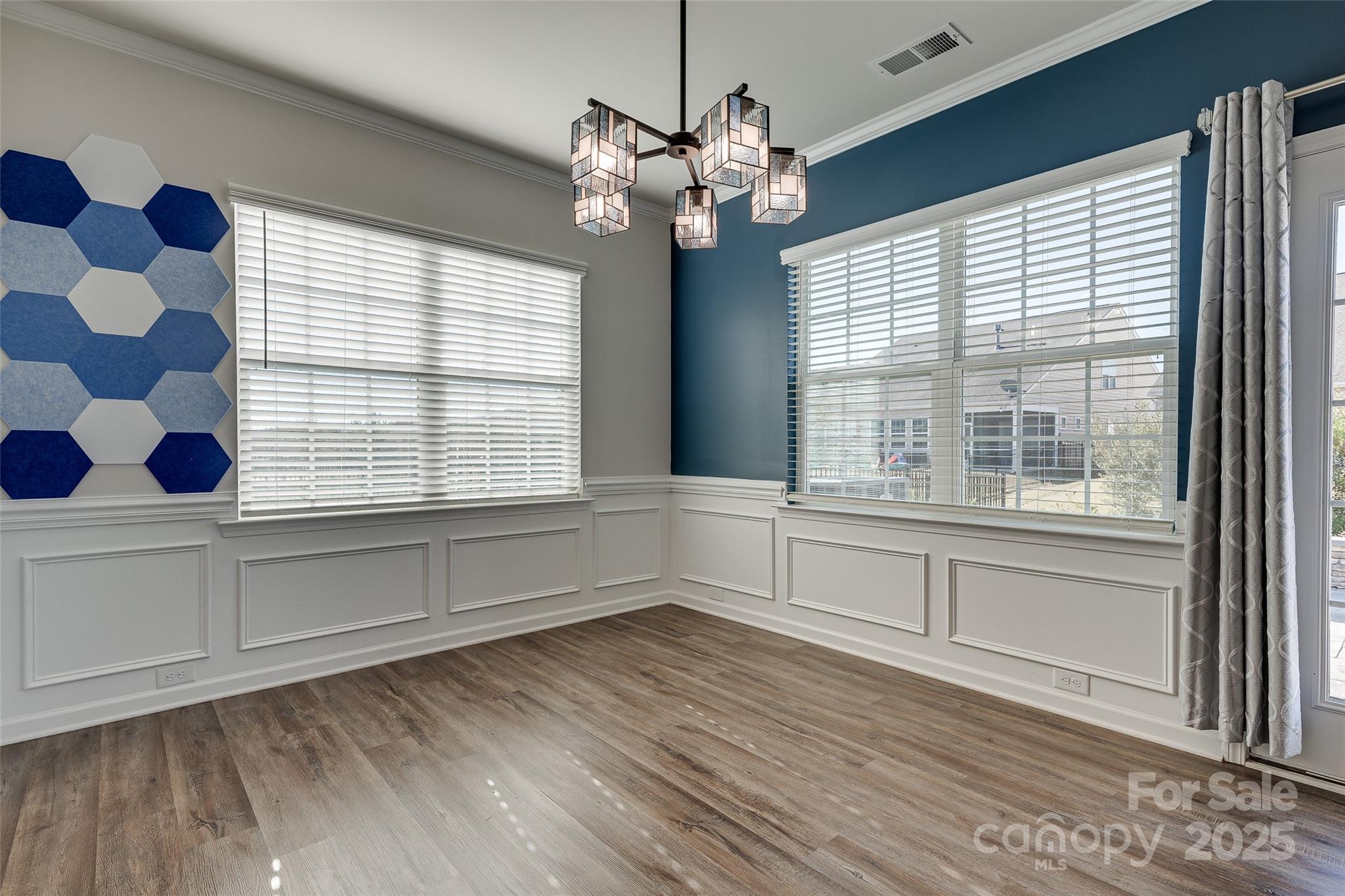 Charlotte, North Carolina, 28273, United States, 4 Bedrooms Bedrooms, ,3 BathroomsBathrooms,Residential,For Sale,1988941