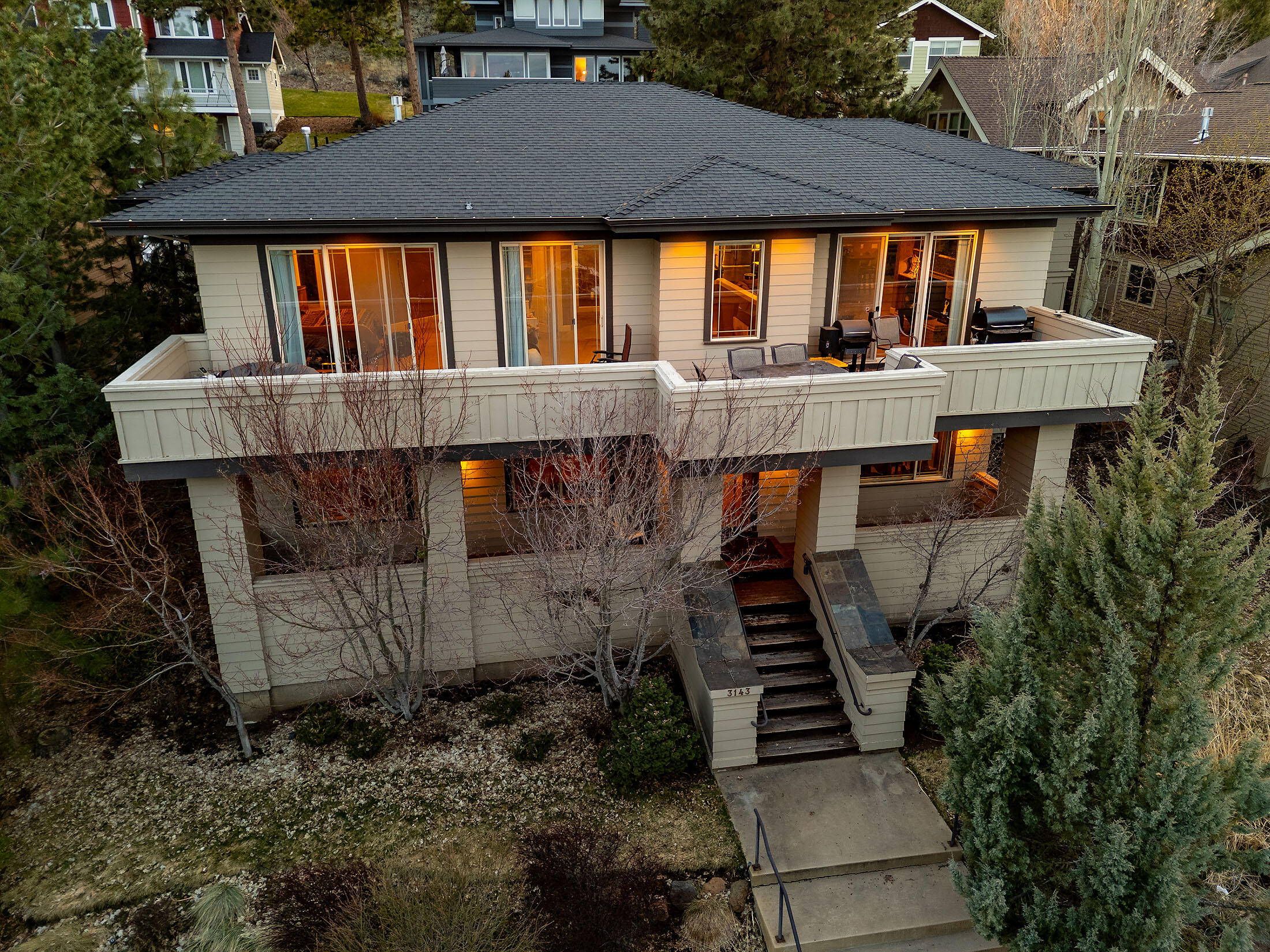 Bend, Oregon, 97703, United States, 4 Bedrooms Bedrooms, ,3 BathroomsBathrooms,Residential,For Sale,1805310