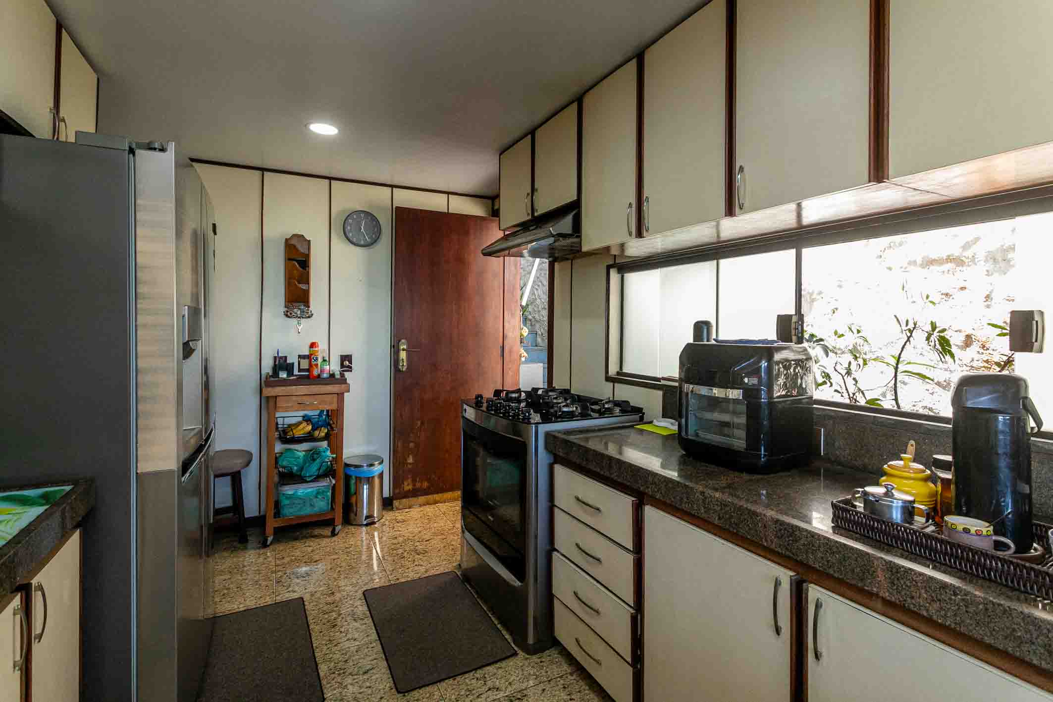  Charming residence with permanent ocean views in a private gated community - 物件實景