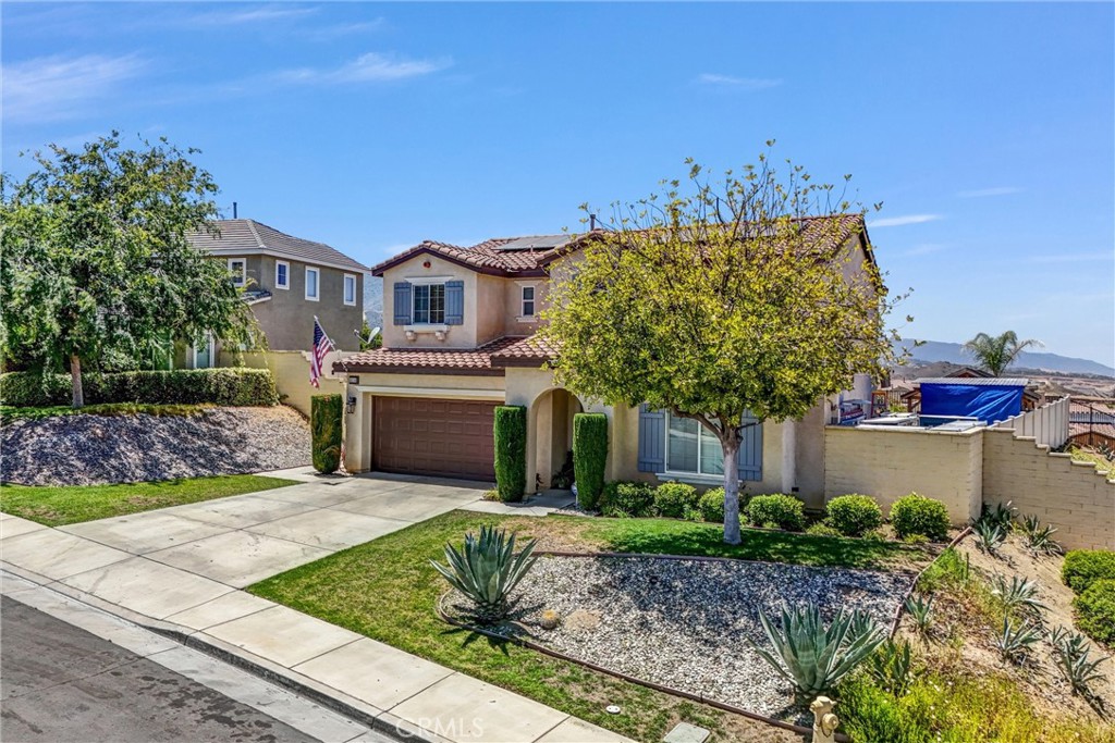 Lake Elsinore, California, 92530, United States, 3 Bedrooms Bedrooms, ,3 BathroomsBathrooms,Residential,For Sale,1880934