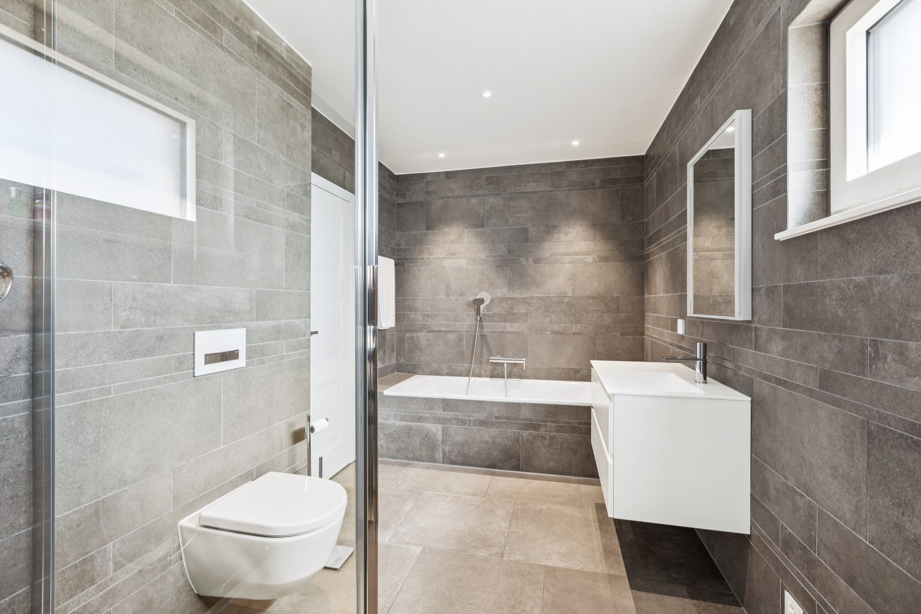  Exclusive: Contemporary home with panoramic views of the Alps and the lake - 物件實景