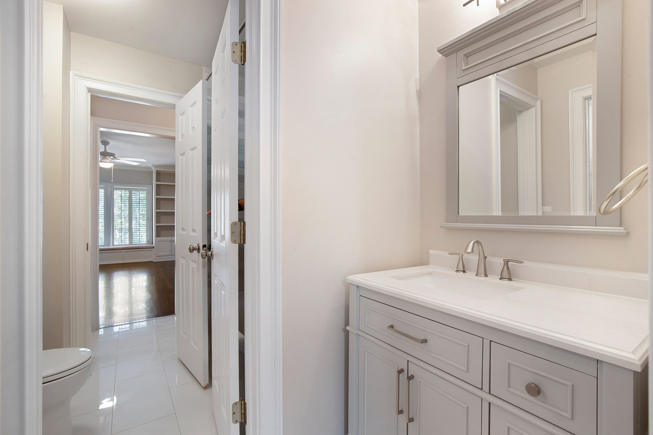 Recently Updated Four Bedroom Home in Gated Brookhaven Community - 物件實景