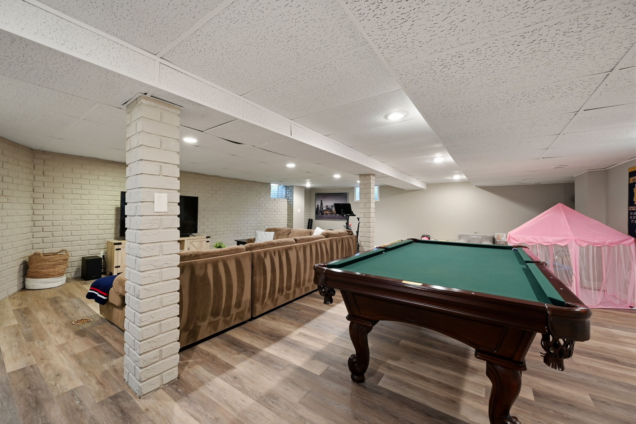  5421 West 96th Terrace, Overland Park, KS 66207 - 物件實景