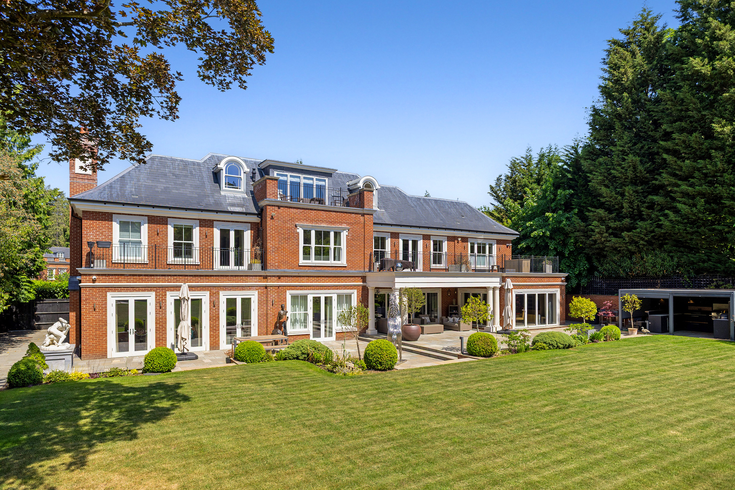 A Magnificent Contemporary Mansion in Ascot - 物件實景