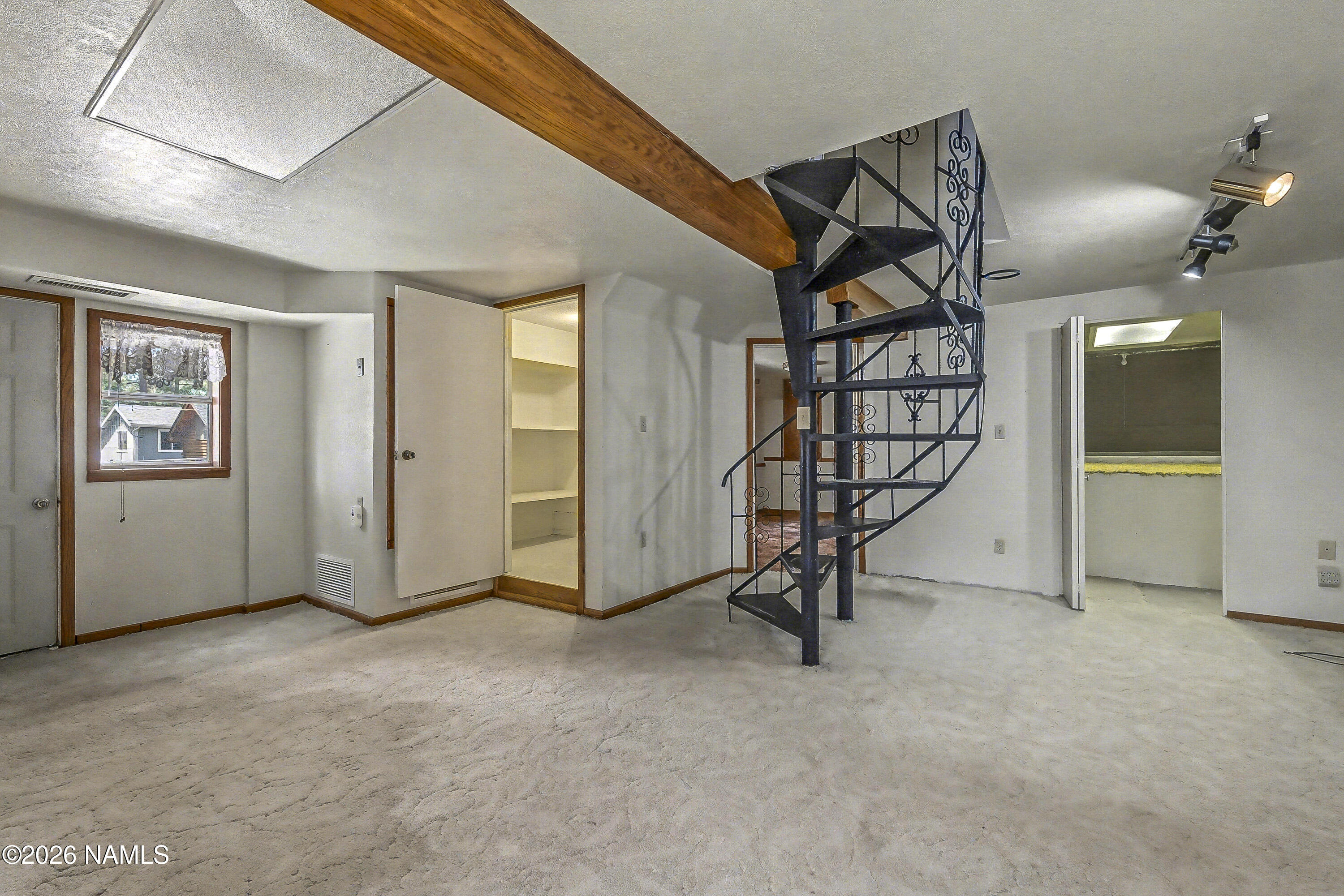  618 Comanche , Flagstaff, AZ 86005 - 物件實景