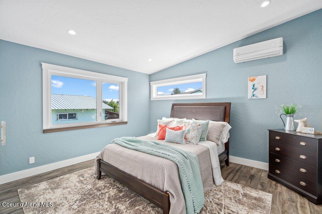 Sandpoint, Idaho, 83864, United States, 4 Bedrooms Bedrooms, ,3 BathroomsBathrooms,Residential,For Sale,1983378