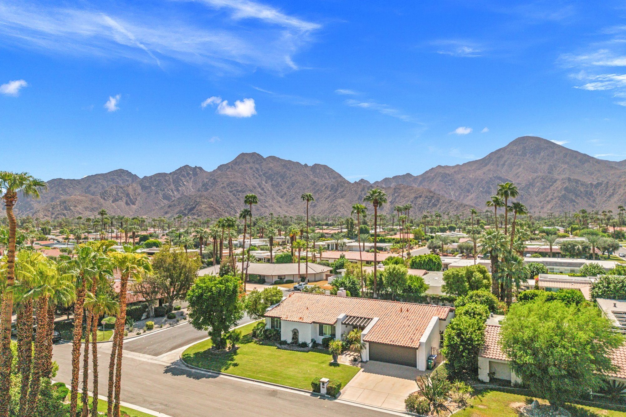  Desert Living, Framed by the Mountains - 物件實景