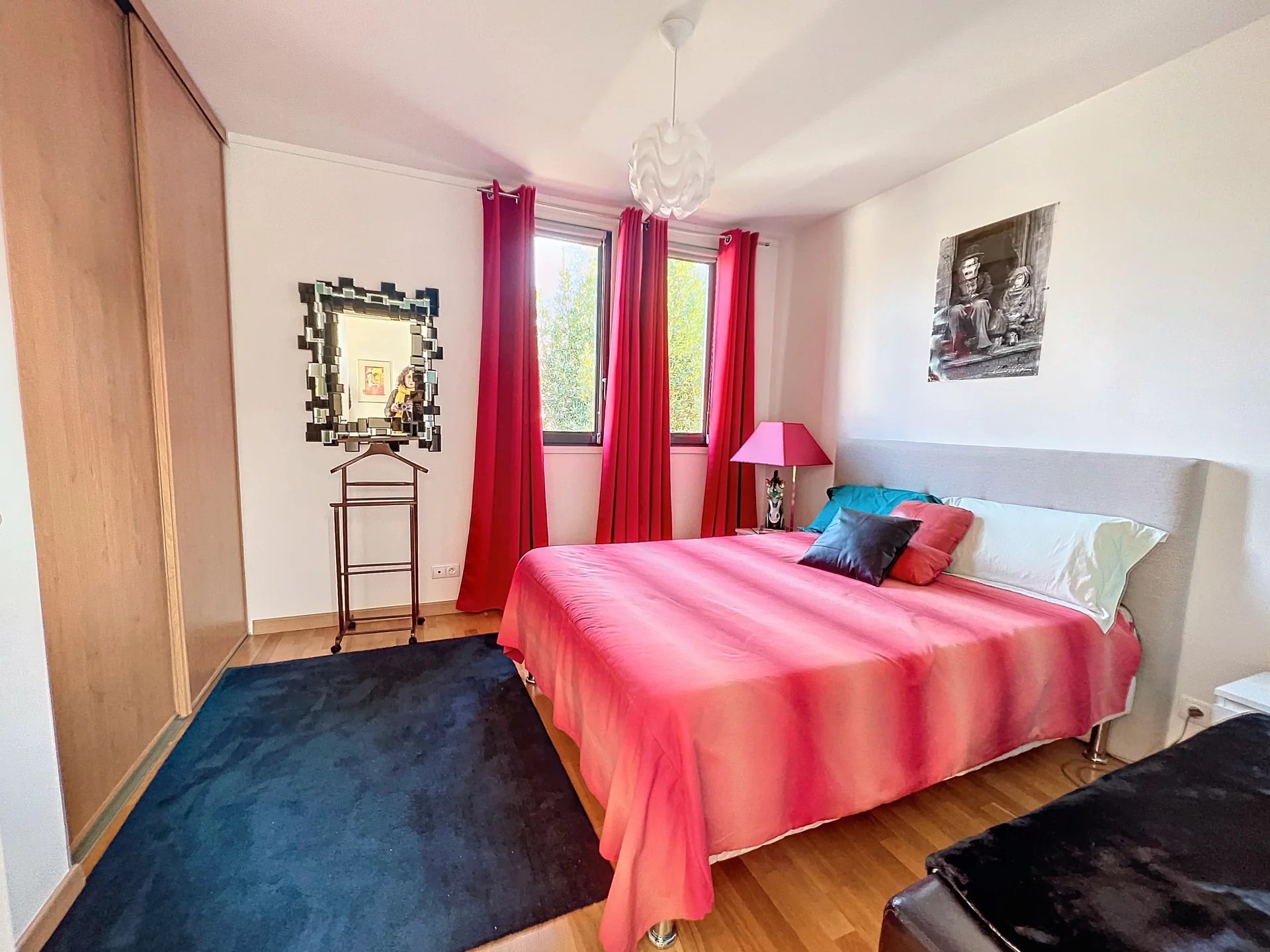Saintes, New Aquitaine, 17100, FR, 3 Bedrooms Bedrooms, ,4 BathroomsBathrooms,Residential,For Sale,1771028
