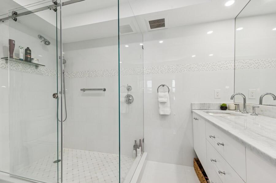 Delray Beach, Florida, 33483, United States, 2 Bedrooms Bedrooms, ,2 BathroomsBathrooms,Residential,For Sale,1731668