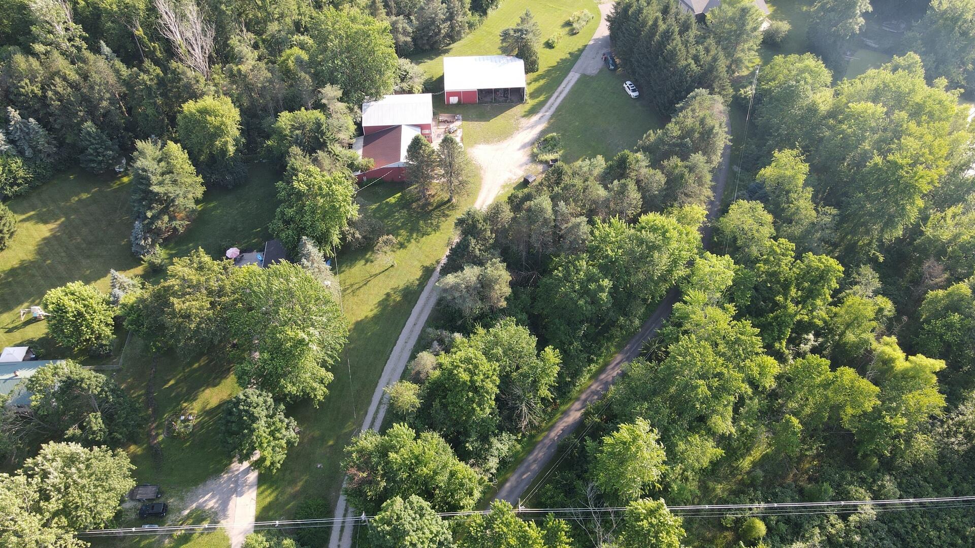 Portland, Michigan, 48875, United States, 5 Bedrooms Bedrooms, ,4 BathroomsBathrooms,Residential,For Sale,1928333