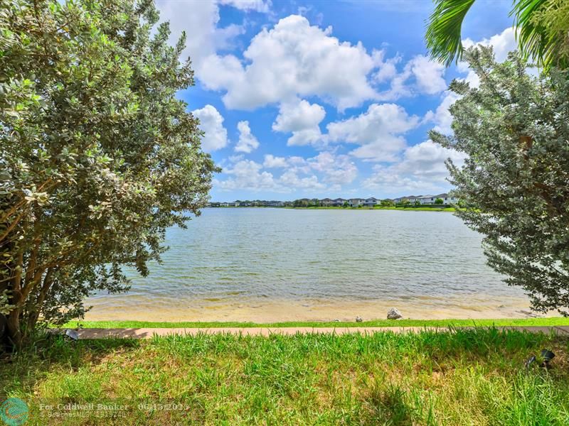Miami Lakes, Florida, 33018, United States, 3 Bedrooms Bedrooms, ,3 BathroomsBathrooms,Residential,For Sale,1918838