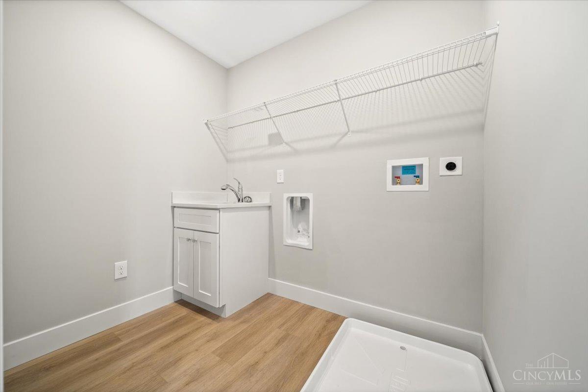 Cincinnati, Ohio, 45208, United States, 3 Bedrooms Bedrooms, ,3 BathroomsBathrooms,Residential,For Sale,1960711